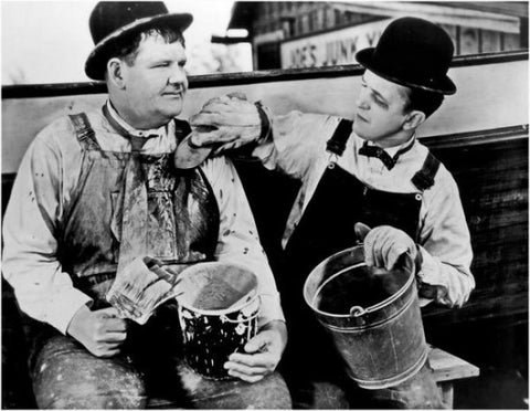Laurel and Hardy - Towed in a Hole, 1936